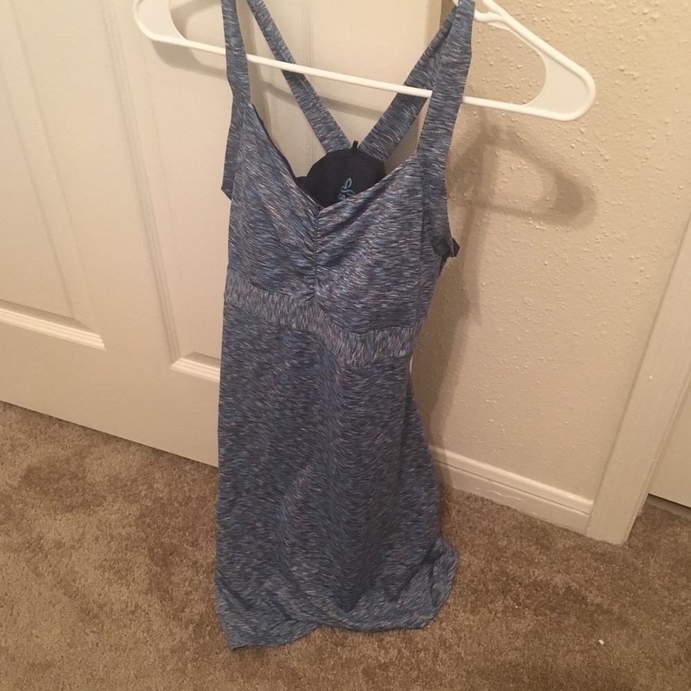 Dress with built in cups